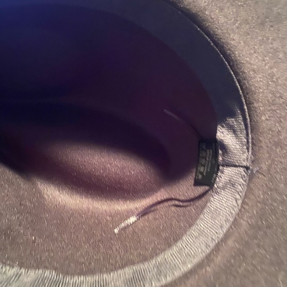 Walk on the wild side with your besties.  One price. For 2 fabulousity 🥰 - Picture 14 of 14